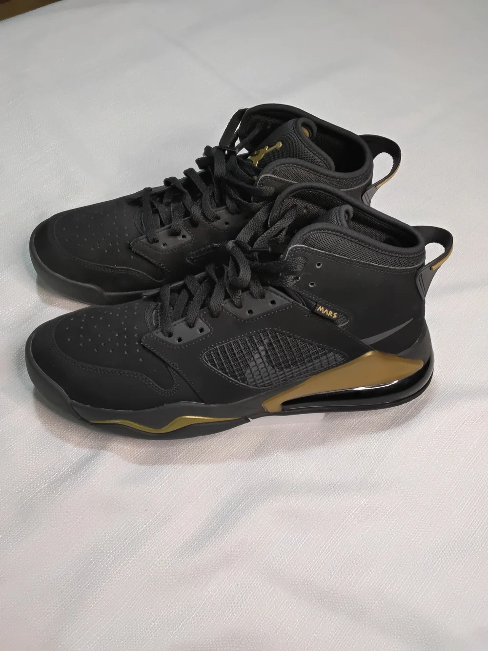 Jordan Mars 270 Black Sneakers with Gold Jumpman Sz 12.